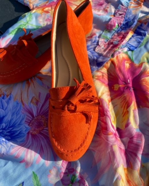 Härligt sköna loafers i stark orange