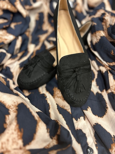 Fina svarta loafers