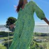 Fantastiskt fin mönstrad klänning i äppelgrönt