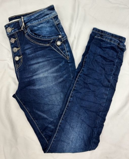 Mörka jeans med blingknappar