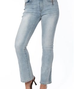 Vårens coolaste och mjukaste jeans i ljus denim
