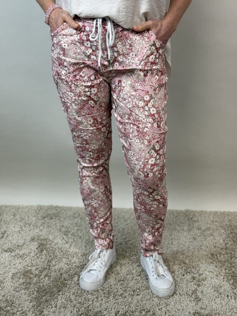Småblommiga magiska byxor i rosa