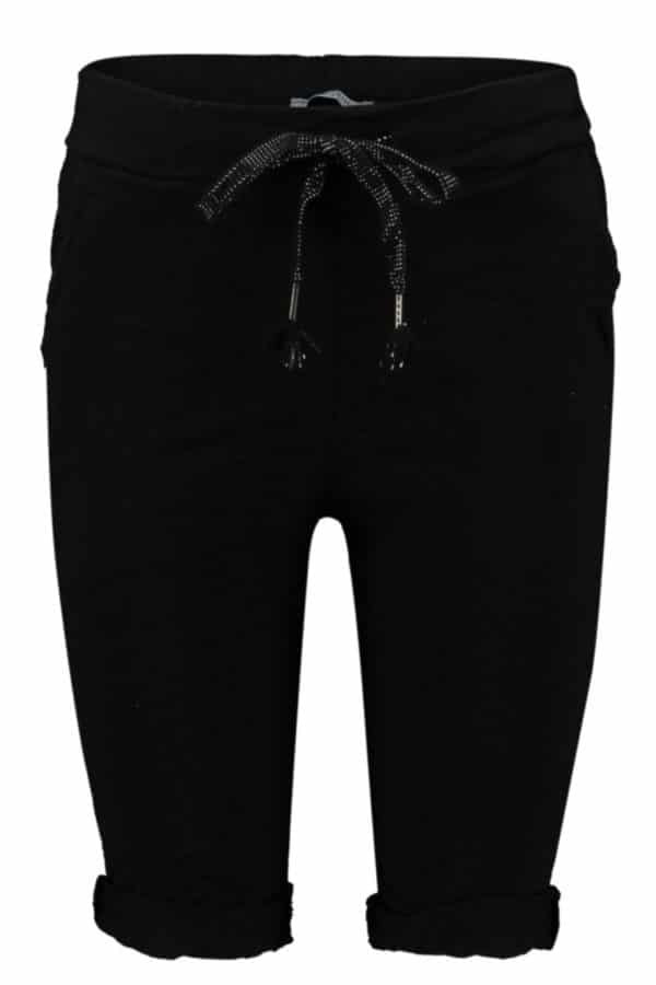 đ€ Caprishorts i svart â stilrena & superbekvĂ€ma âš