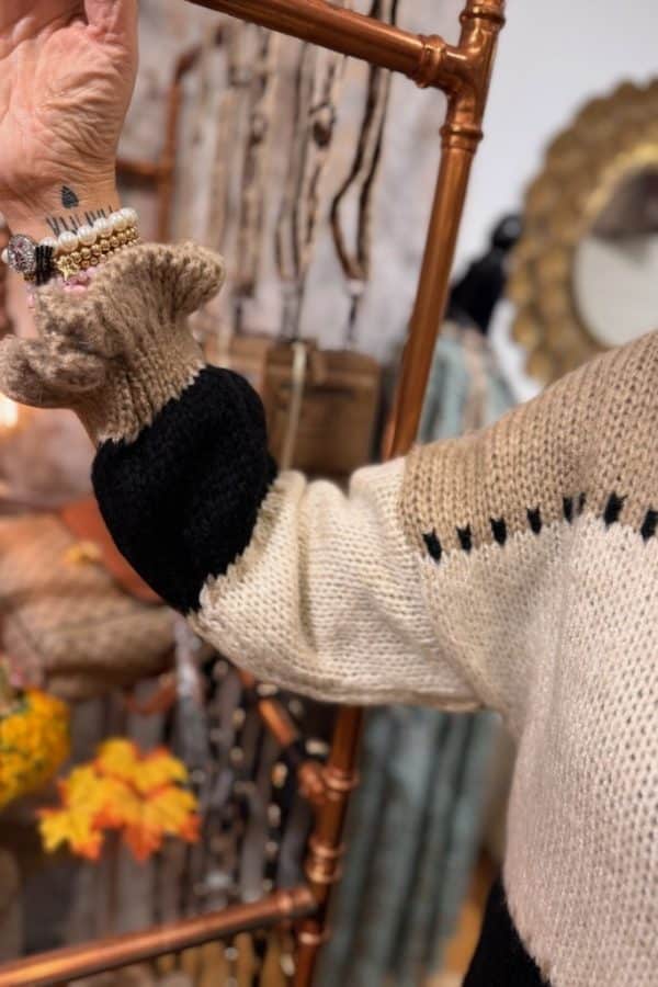 Styla med komfort och elegans – Kofta från Caramelle Fashion 🌟