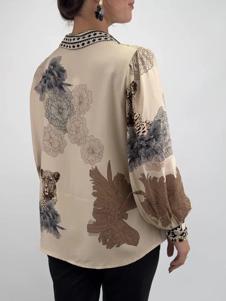 Mönstrad viskosblus i beige