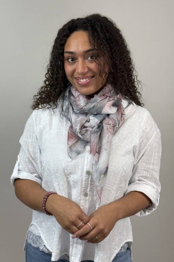 Mönstrad viscoses i gammelrosa