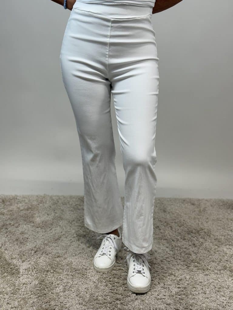 Vit magisk byxa utan dragsko och fickor