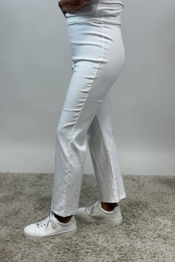 Vit magisk byxa utan dragsko och fickor