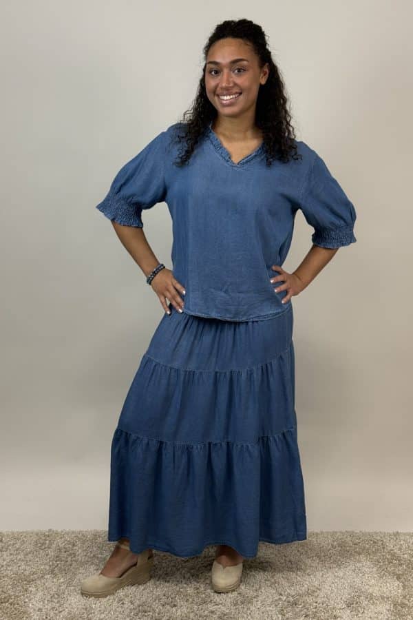 Fin volangkjol i härlig tencell