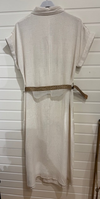 Beigemönstrad klänning i linne/viskosmix