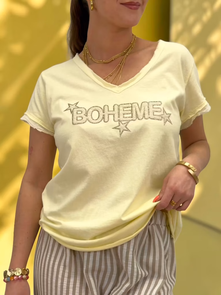 Snygg gul T-shirt med tryck