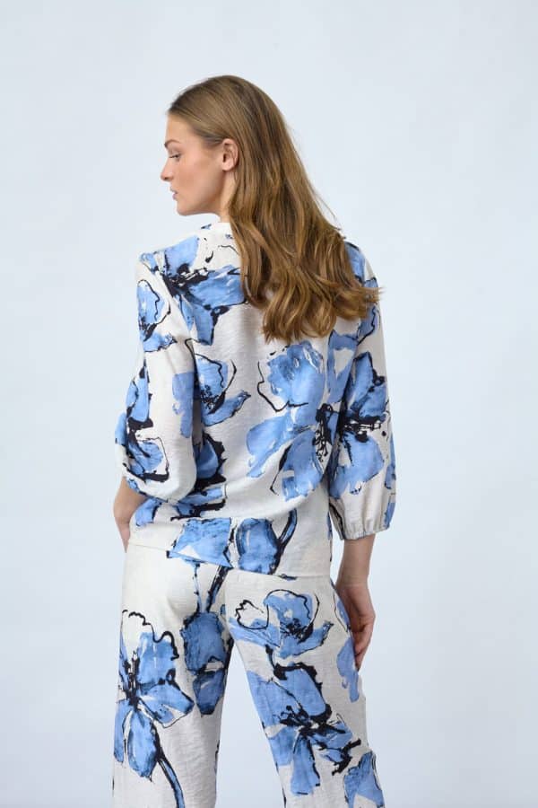 Satinblus från Sisters Point