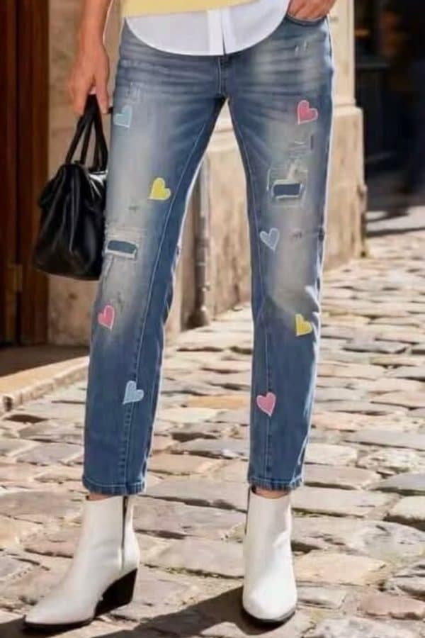 ✨ Jeans med hjärtmönster