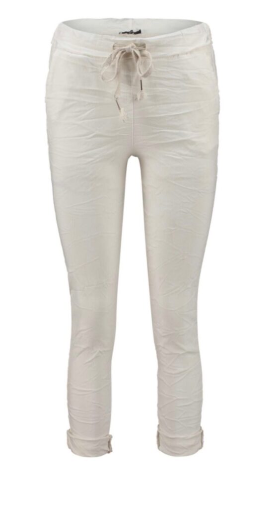 Snygga magiska byxor från Zabaione i offwhite