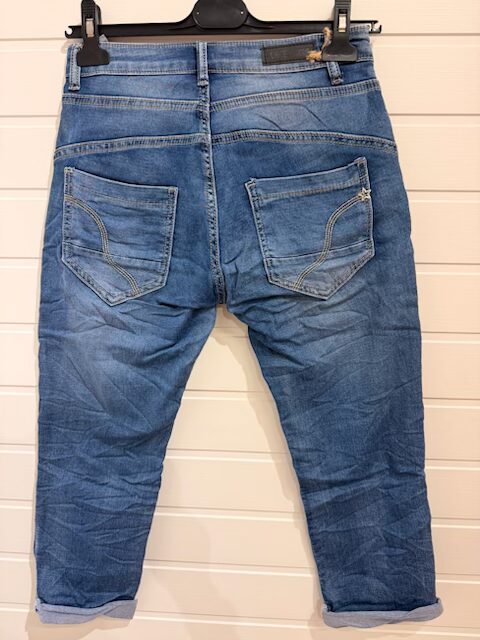 Trekvartjeans i denim