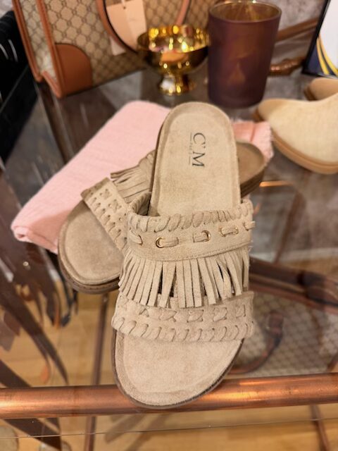 Sommarsandal i beige