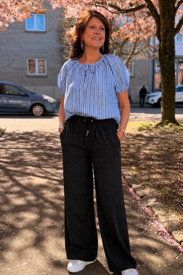 🌿 Svart viskosbyxa från Zabaione – sval & stilren komfort ✨