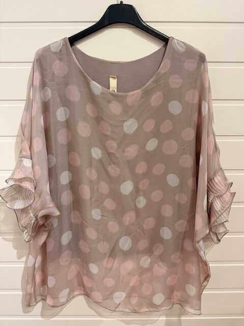 Prickig chiffongblus i taupe-elegant och trendig