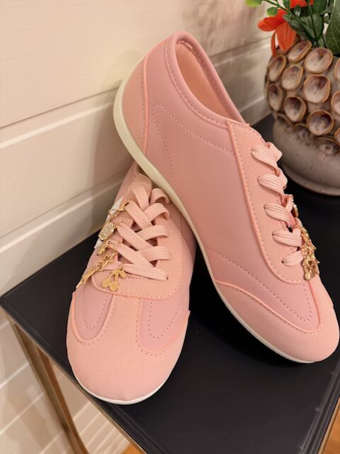 Snygg och cool rosa sneakers