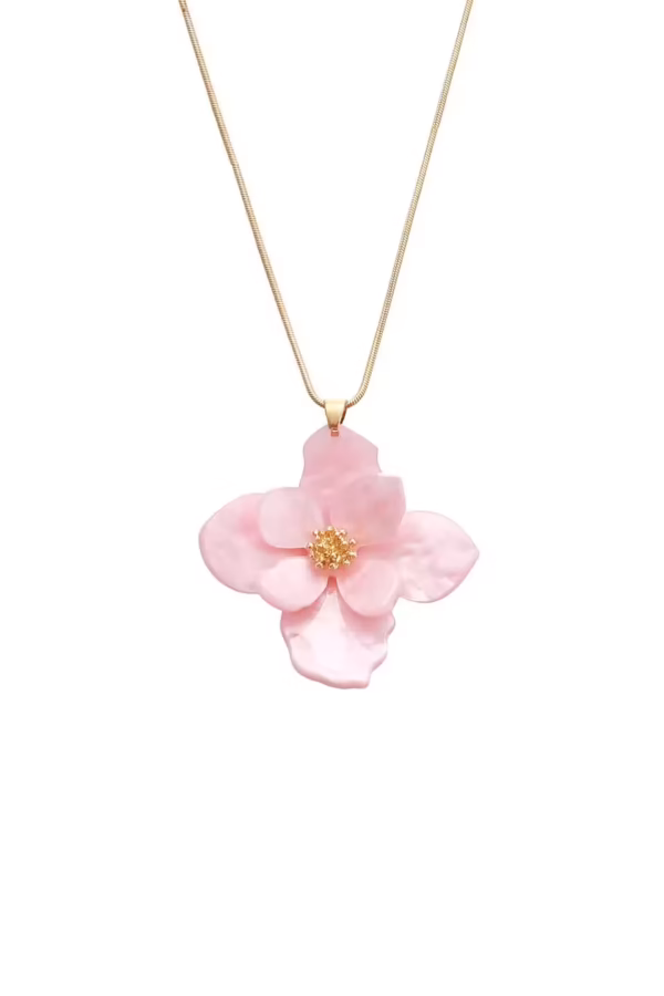 Kort halsband i romantisk blomdesign i ljus rosa