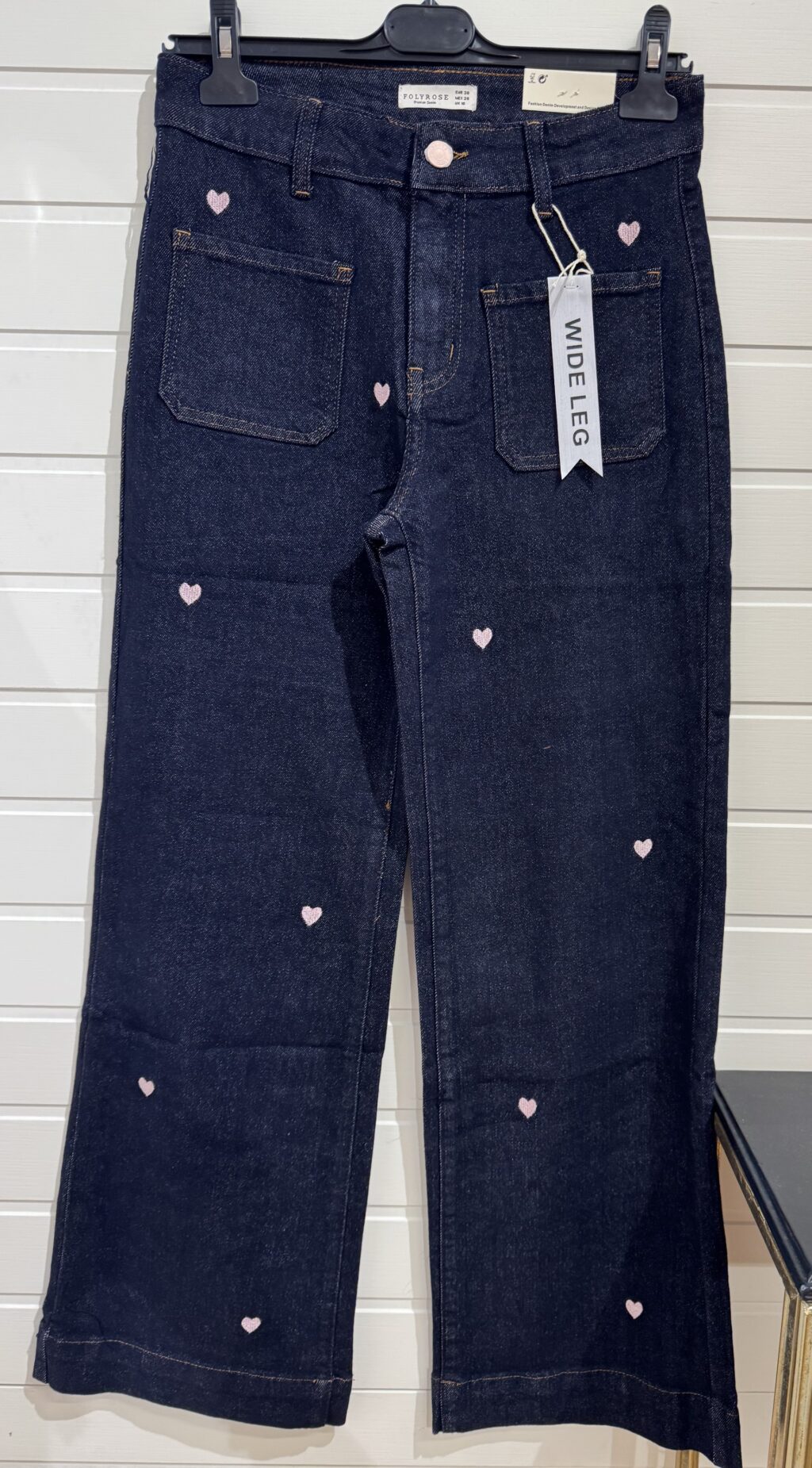 💙💕 JEANSEN VI ÄLSKAR LITE EXTRA! 💕💙( EJ BYTE,RETURRÄTT)
