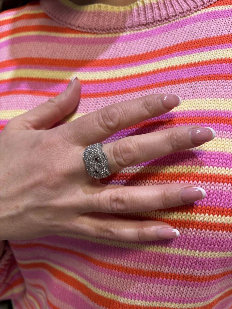 Flätad blingring i silver