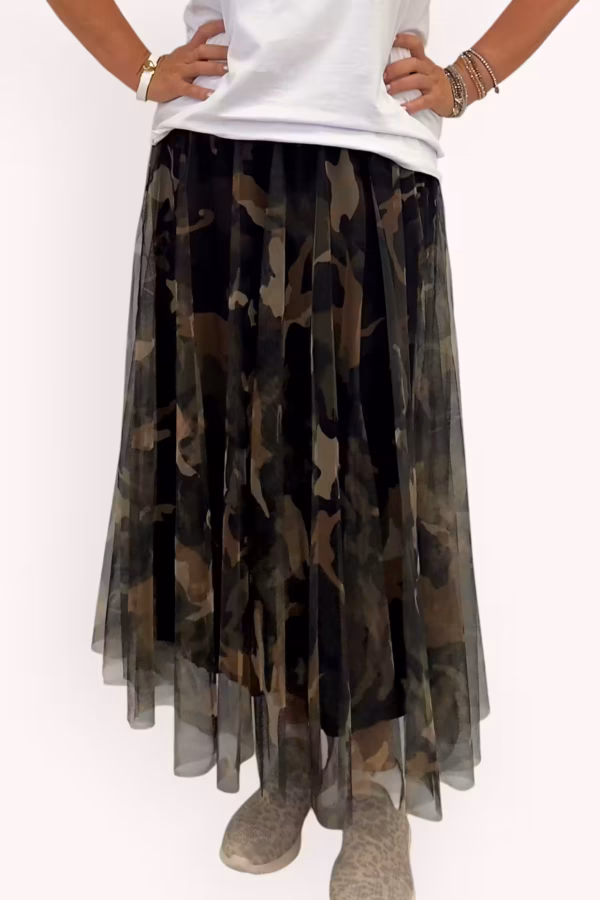 Cool tyllkjol med underkjol i camouflage