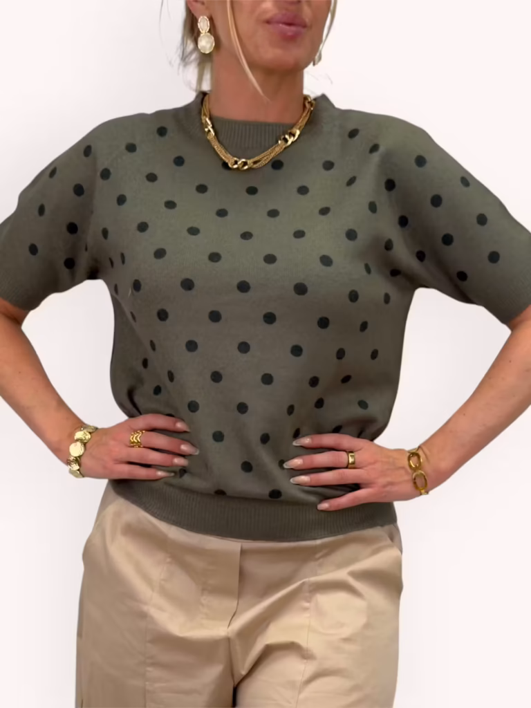 Stickad prickig tröja i khaki