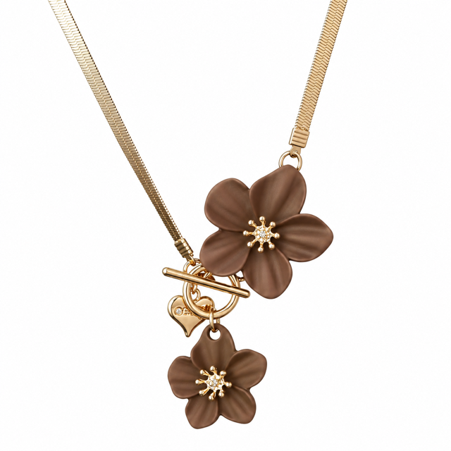 Kort halsband i guldkedja med bruna dekorativa blommor
