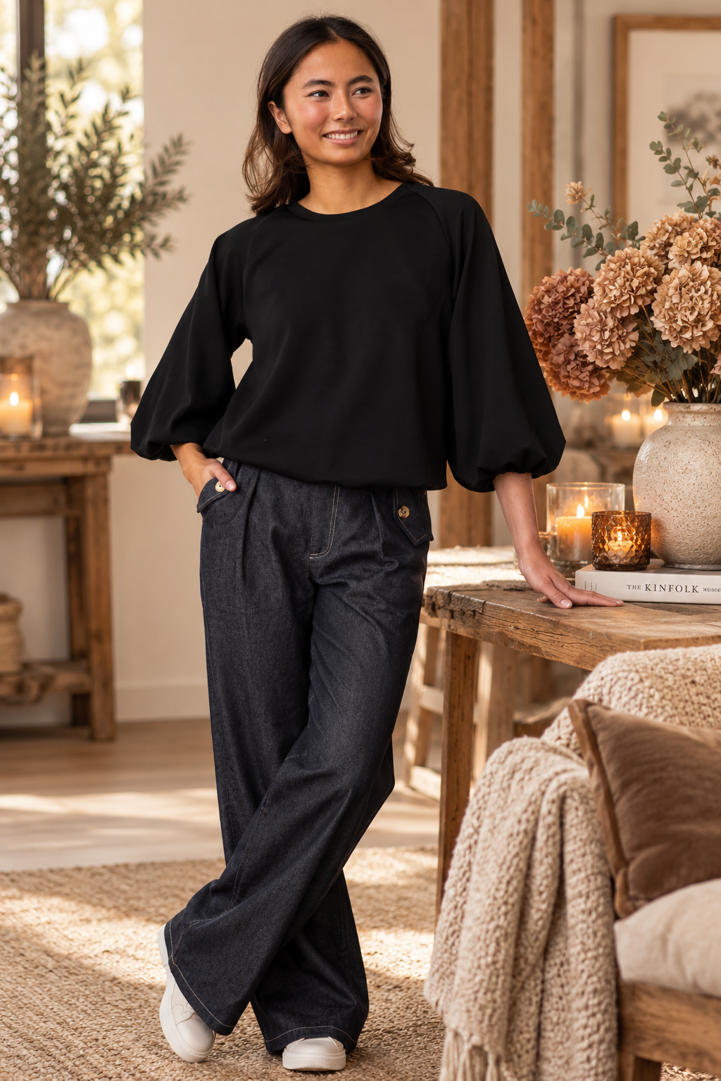🖤 Mjuk svart blus med trendiga ballongärmar ✨